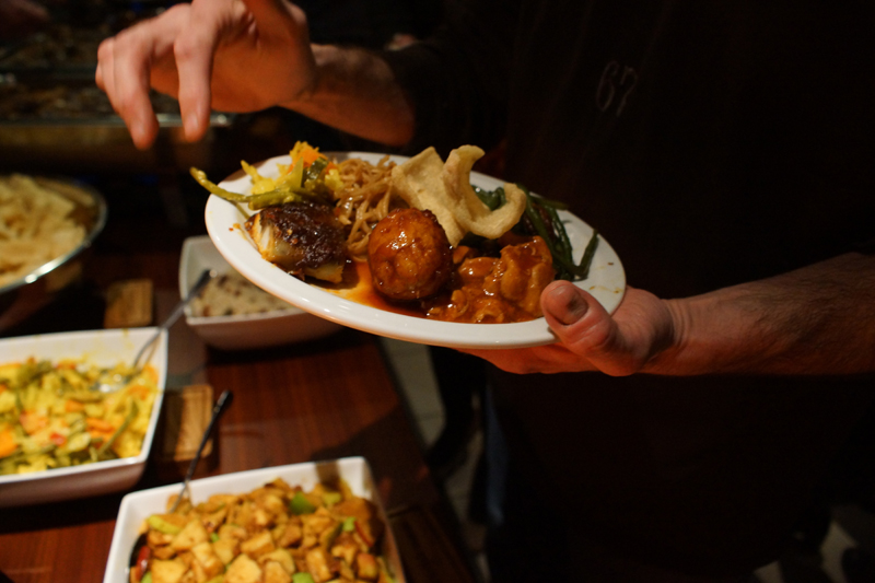 indonesisch buffet bestellen