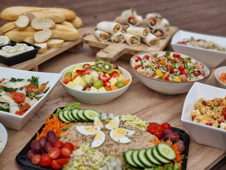 koud en warm buffet thuisbezorgd