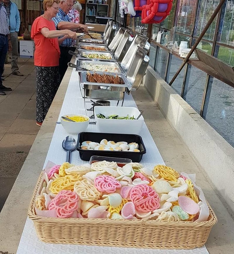 indisch buffet aan huis
